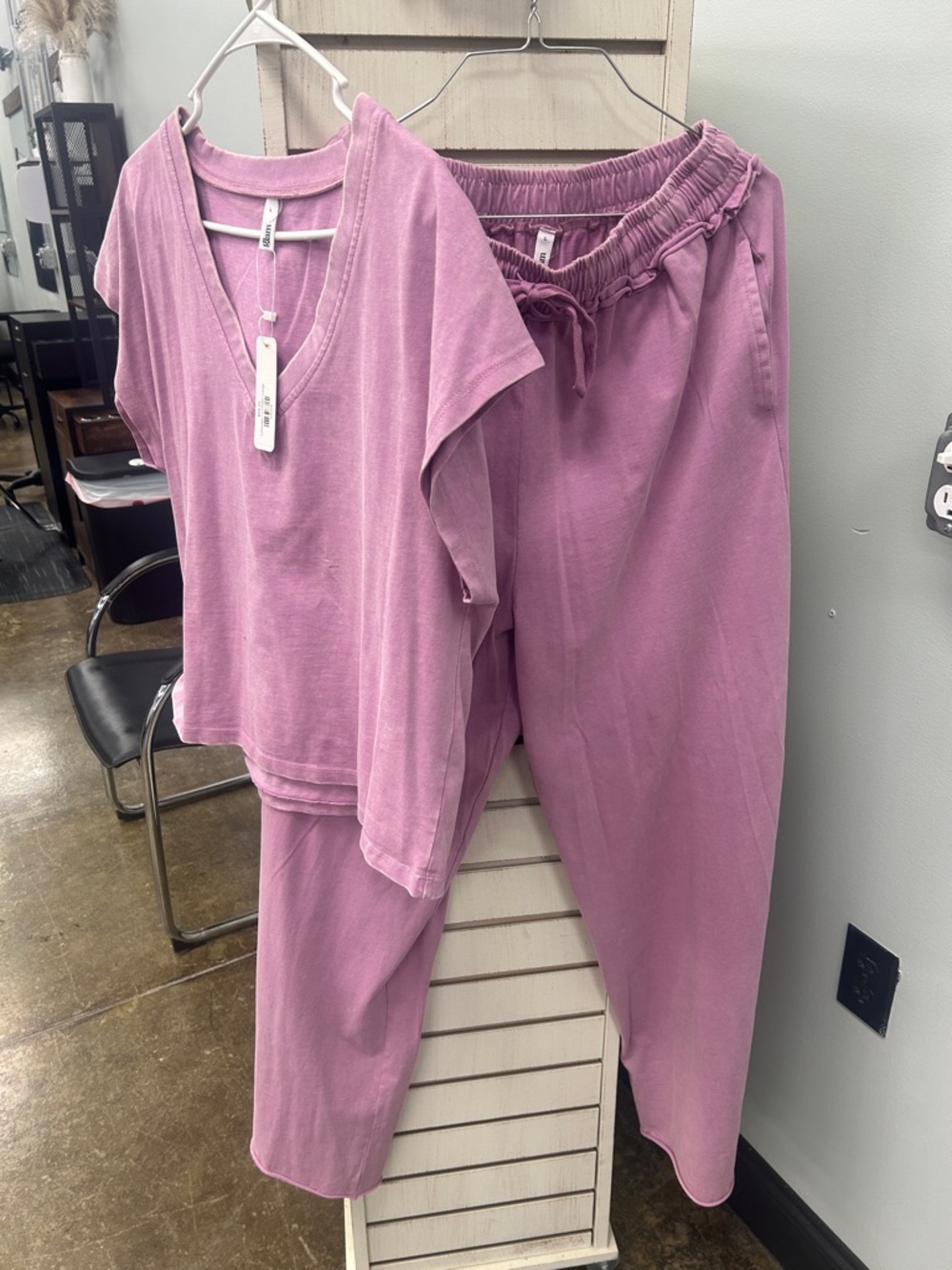 glam Dusty Rose V-Neck Tee & Drawstring Joggers Set